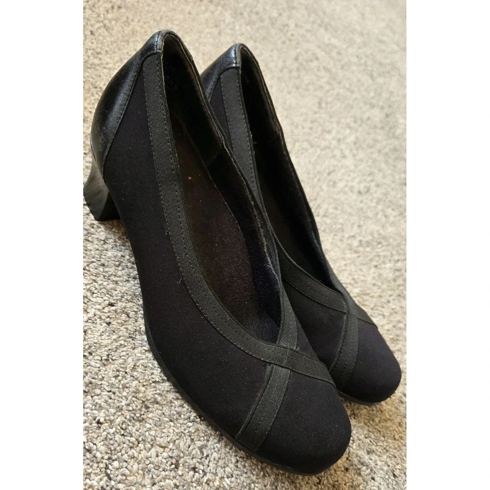 Munro American Womens 6 W Black Pumps Low Heel Comfort Slip On USA Made